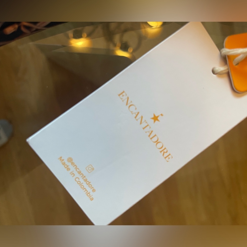 Encantadore one piece swimsuit! Gorgeous! - Picture 11 of 12